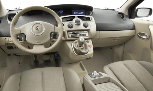 Renault Grand Scénic #12