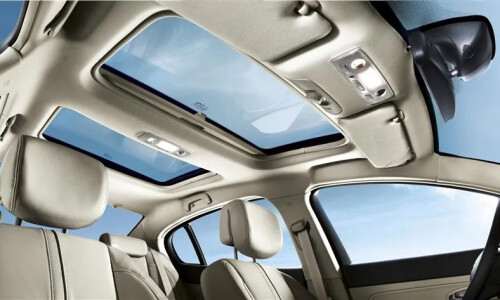 Renault Latitude #15