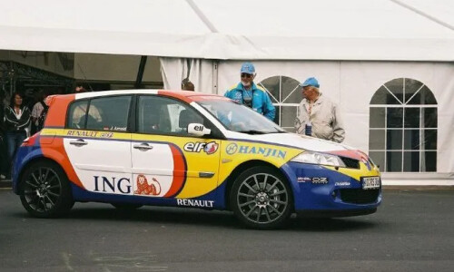 Renault Megane Renault Sport F1-Team #9
