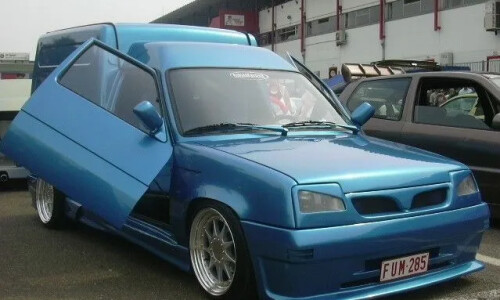 Renault Rapid #6