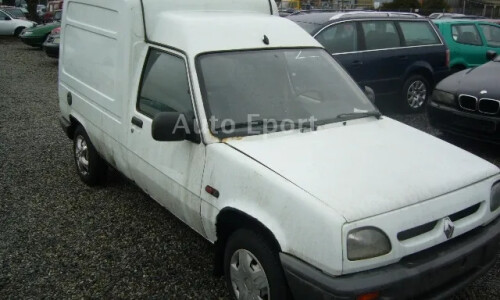 Renault Rapid #16