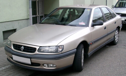 Renault Safrane #1