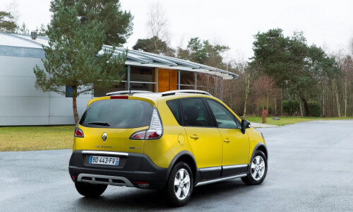 Renault Scenic XMOD #4