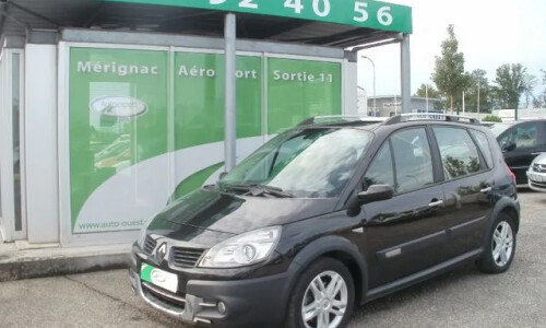 Renault Scénic 1.9 dCi FAP #8