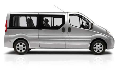Renault Trafic Passenger #3