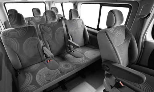 Renault Trafic Passenger #4