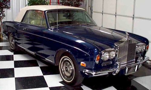 Rolls-Royce Corniche #9