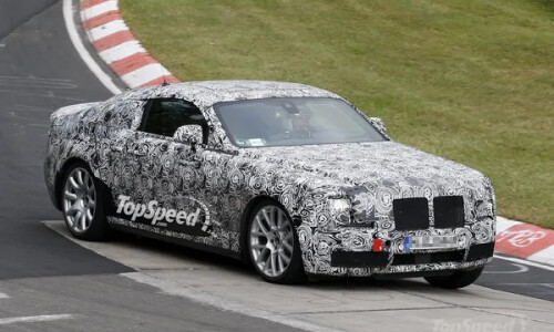 Rolls-Royce Corniche #17
