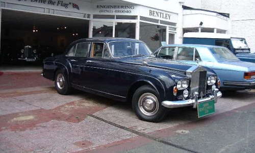 Rolls-Royce Flying Spur #4