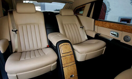 Rolls-Royce Phantom LWB #15