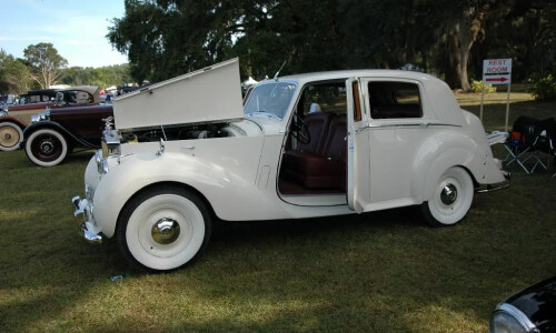 Rolls-Royce Silver Dawn #7