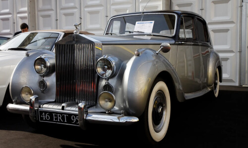 Rolls-Royce Silver Dawn #9