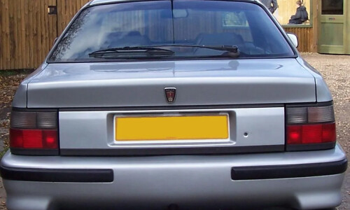 Rover 220 #8