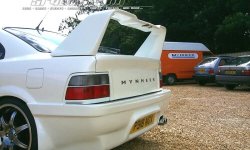 Rover 220 #9