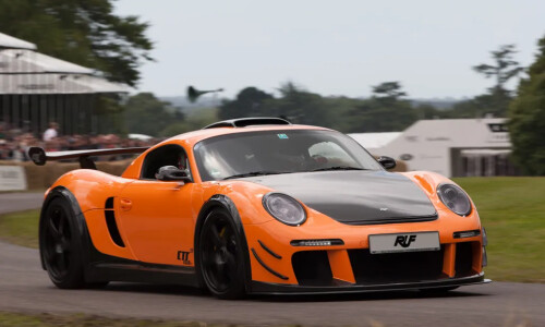 Ruf CTR3 Clubsport #8