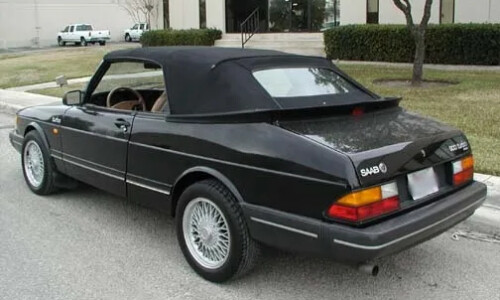 Saab 900 #8
