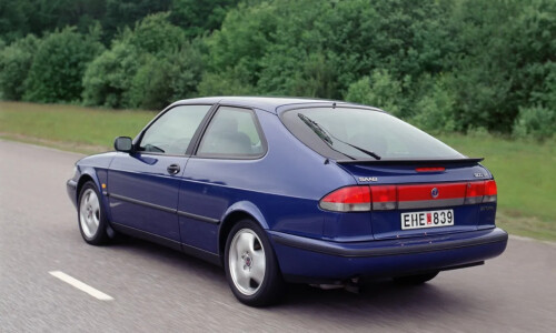 Saab 900 #13