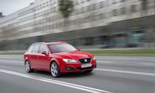 SEAT Exeo ST 2.0 TDI Multitronic #1