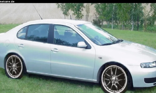 SEAT Toledo #9