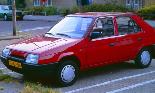 Skoda Favorit #2