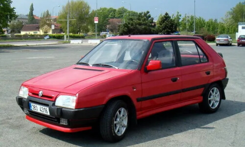 Skoda Favorit #10