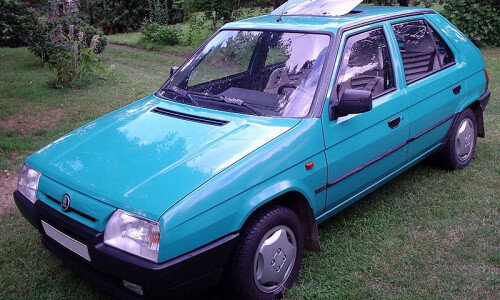 Skoda Favorit #15