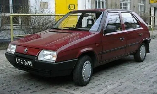 Skoda Favorit #17