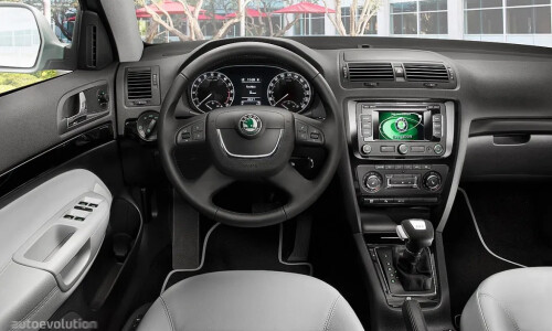 Skoda Octavia Combi 4x4 #4