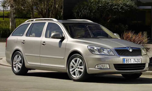 Skoda Octavia Combi 4x4 #8