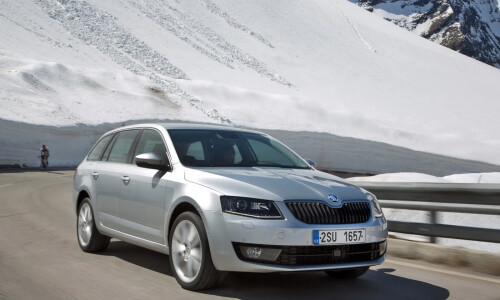 Skoda Octavia Combi Limited Edition GT #16