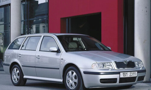 Skoda Octavia Combi Tour #11
