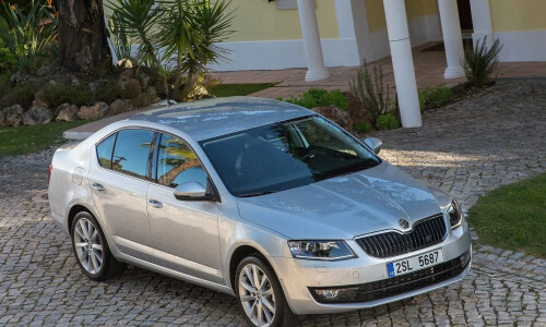 Skoda Octavia Family Edition #7