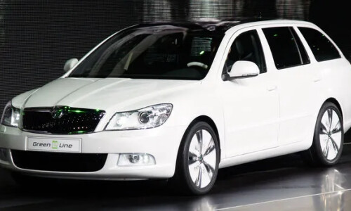 Skoda Octavia Green E Line #11
