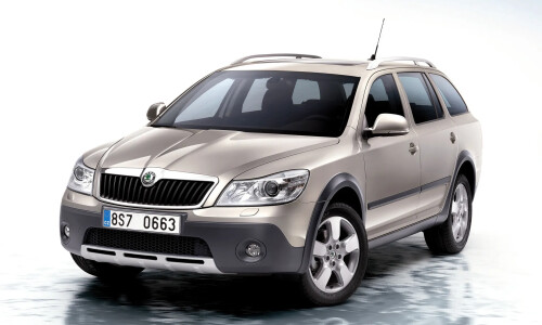 Skoda Octavia Scout #1