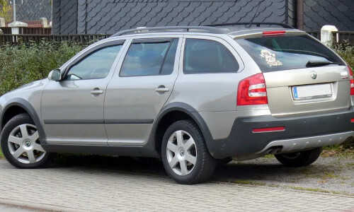 Skoda Octavia Scout #2