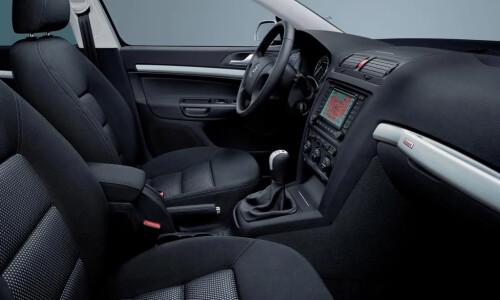 Skoda Octavia Scout 2.0 TDI #8