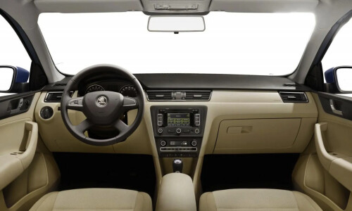 Skoda Rapid #6