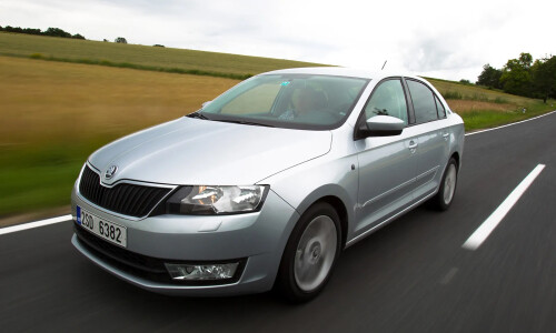Skoda Rapid #8
