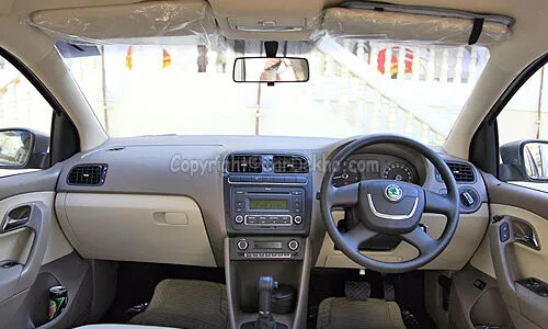Skoda Rapid #13