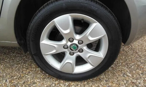 Skoda Roomster 1.6 16V #9