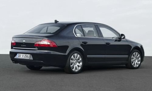 Skoda Superb #7