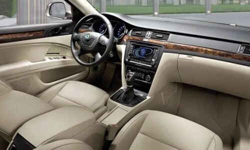Skoda Superb Exclusive #1