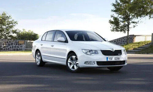 Skoda Superb Greenline #14