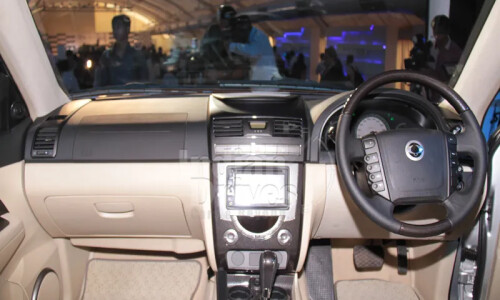 Ssangyong Rexton #10