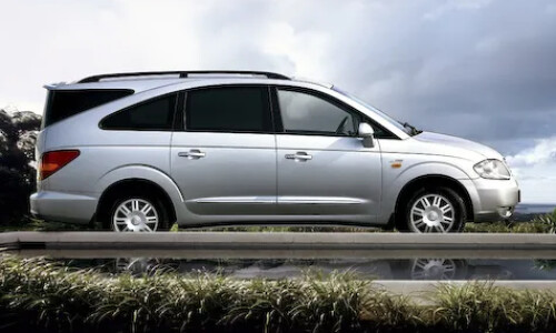 Ssangyong Rodius #2