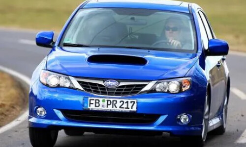 Subaru Impreza 2.0D #6