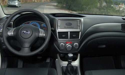 Subaru Impreza 2.0D #10