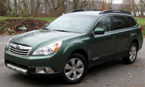 Subaru Outback 2.5i #7