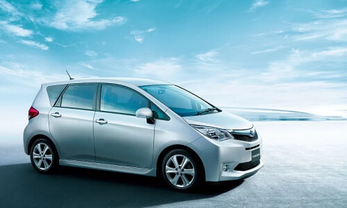 Subaru Trezia #4