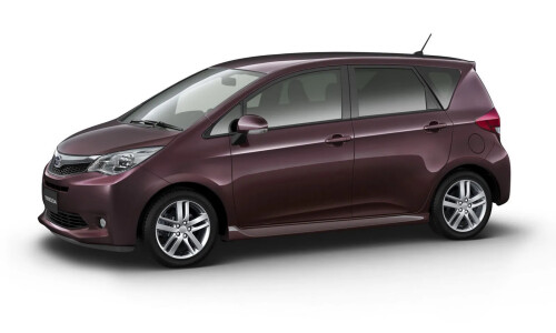 Subaru Trezia #11